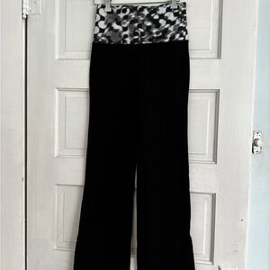 Everlast Black Wide-Leg Pants with Patterned Gray Waistband - wear two ways
